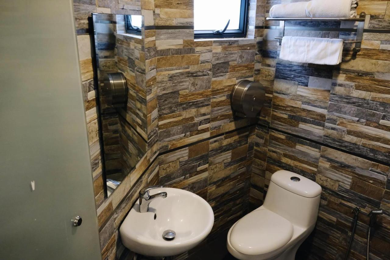 Era Plus Hotel Seri Kembangan Zewnętrze zdjęcie