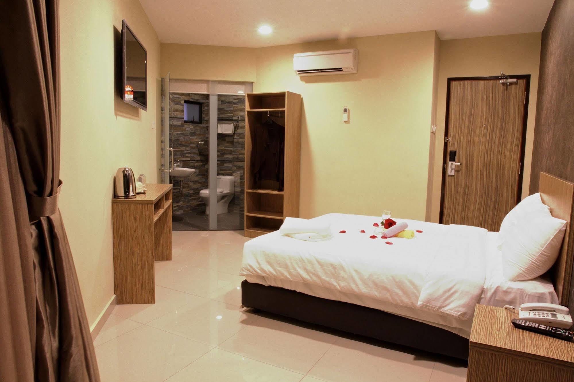Era Plus Hotel Seri Kembangan Zewnętrze zdjęcie