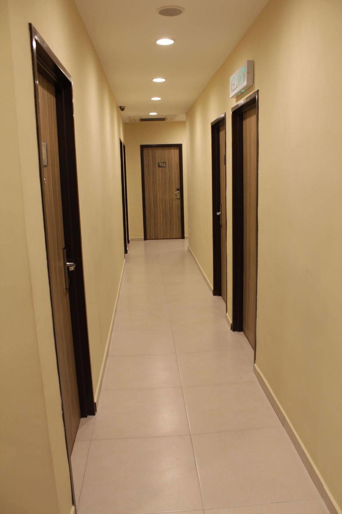 Era Plus Hotel Seri Kembangan Zewnętrze zdjęcie